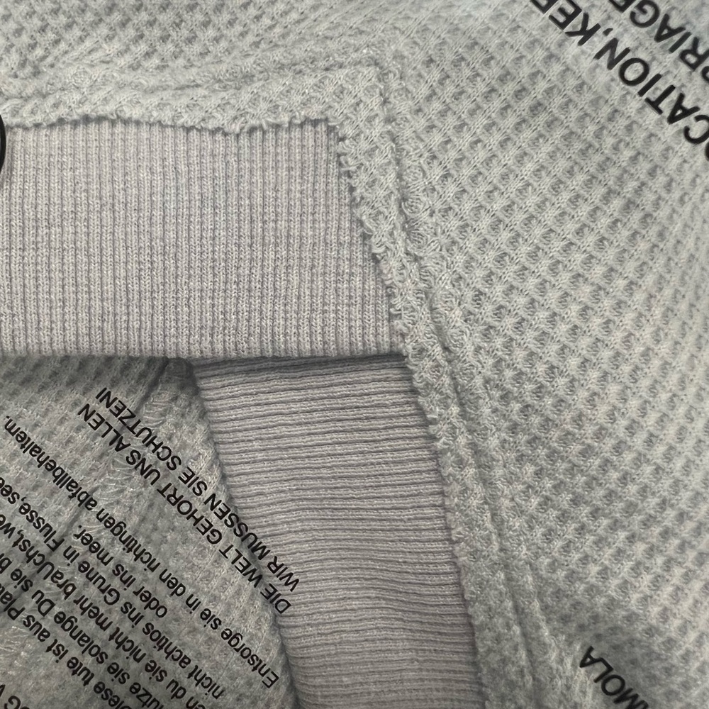 Women's Taupe/Grey resort Sweater - Picture 3 of 4